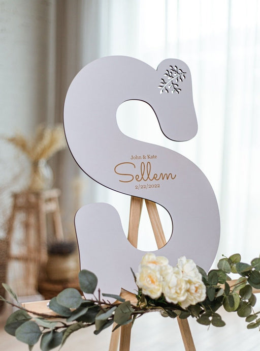 Wedding Guest Book Personalized Letter in Colors - Wedding by Eli